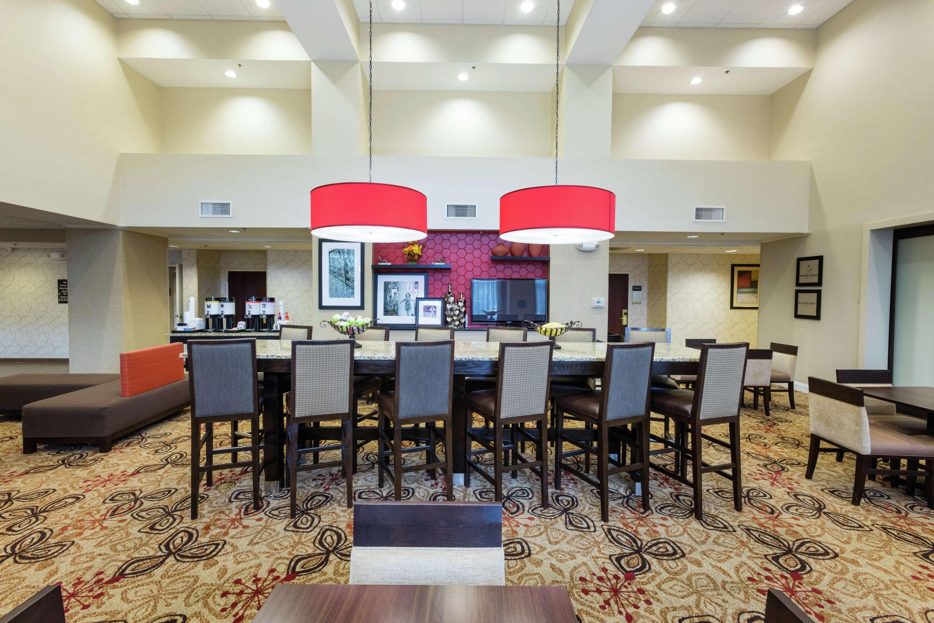 Hampton Inn & Suites Jacksonville-Airport Экстерьер фото