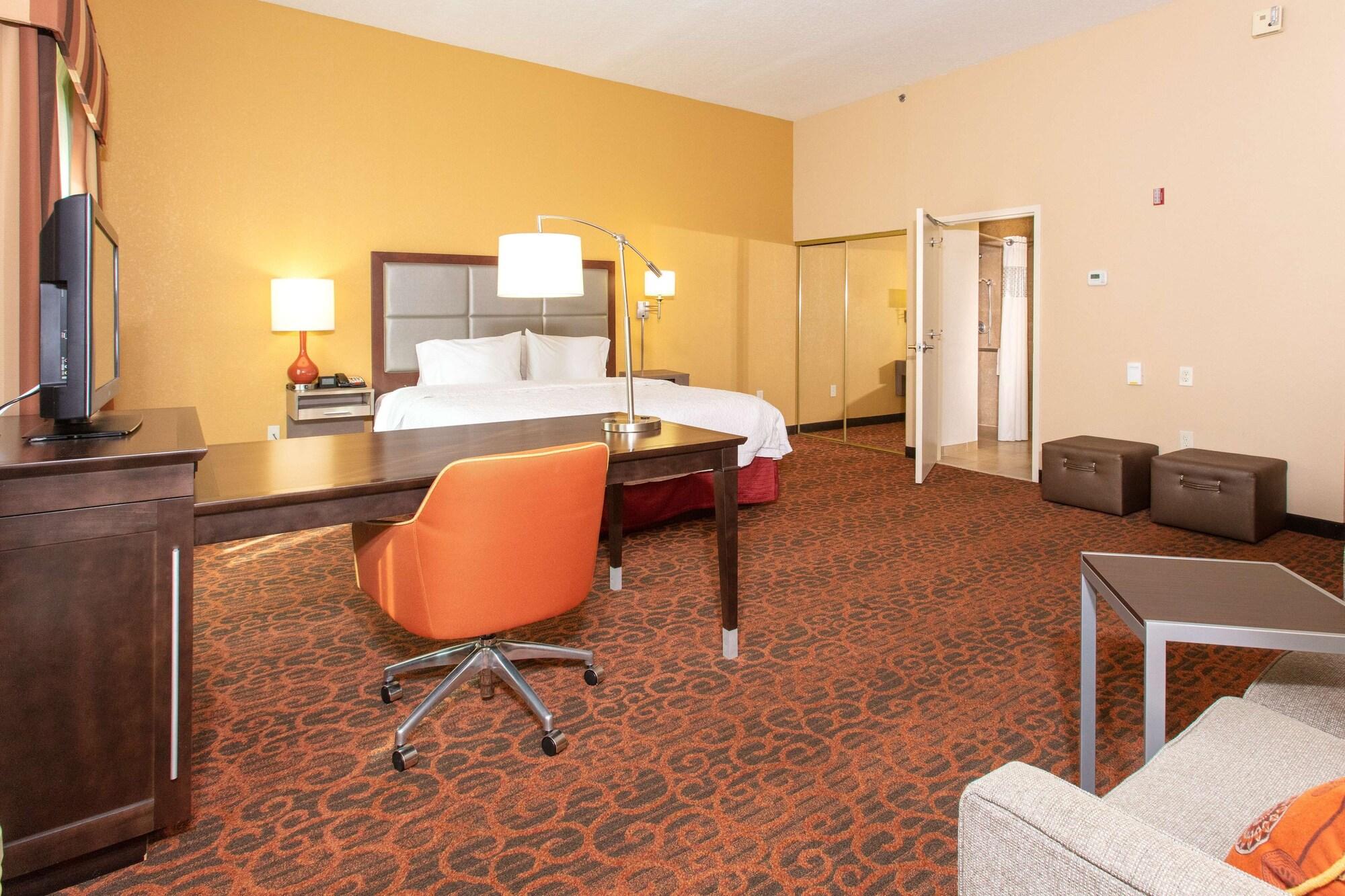 Hampton Inn & Suites Jacksonville-Airport Экстерьер фото